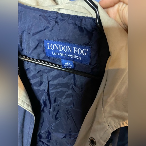Limited Edition long London Fog coat - Picture 4 of 4